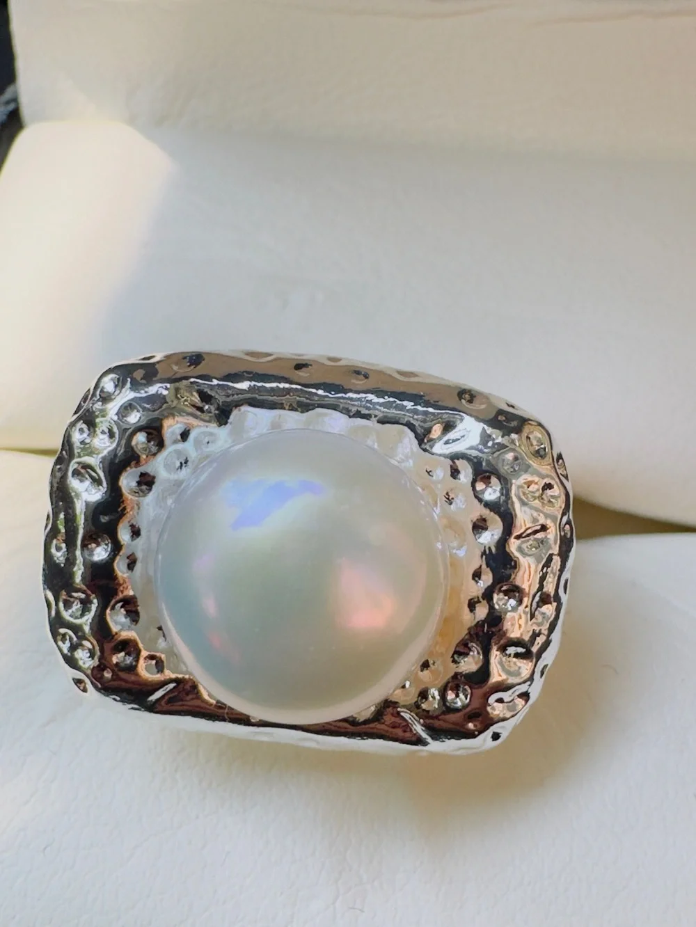 Elegant Silver Pearl Statement Ring - White Pearl